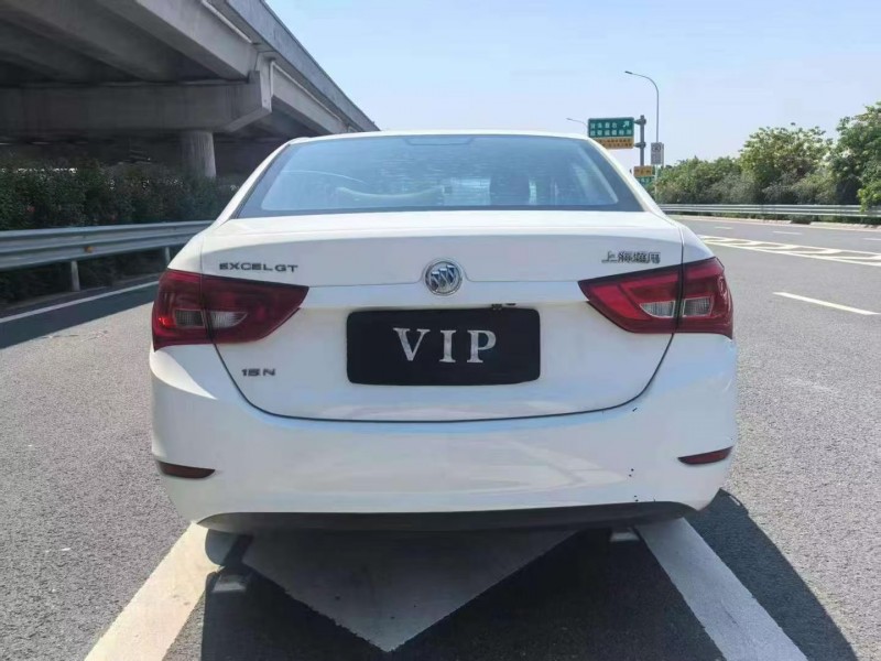 广州16年别克英朗4