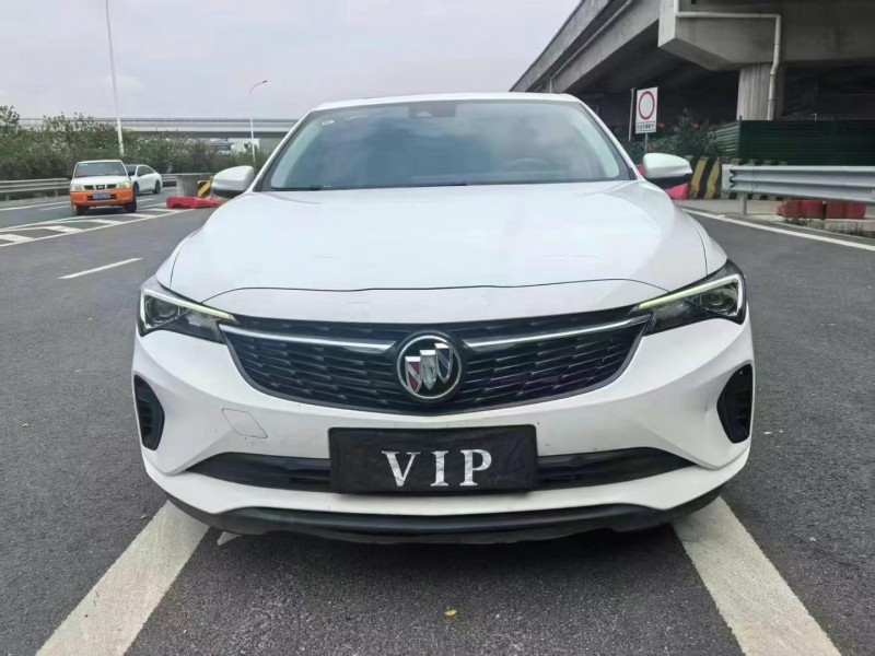 广州21年别克威朗1