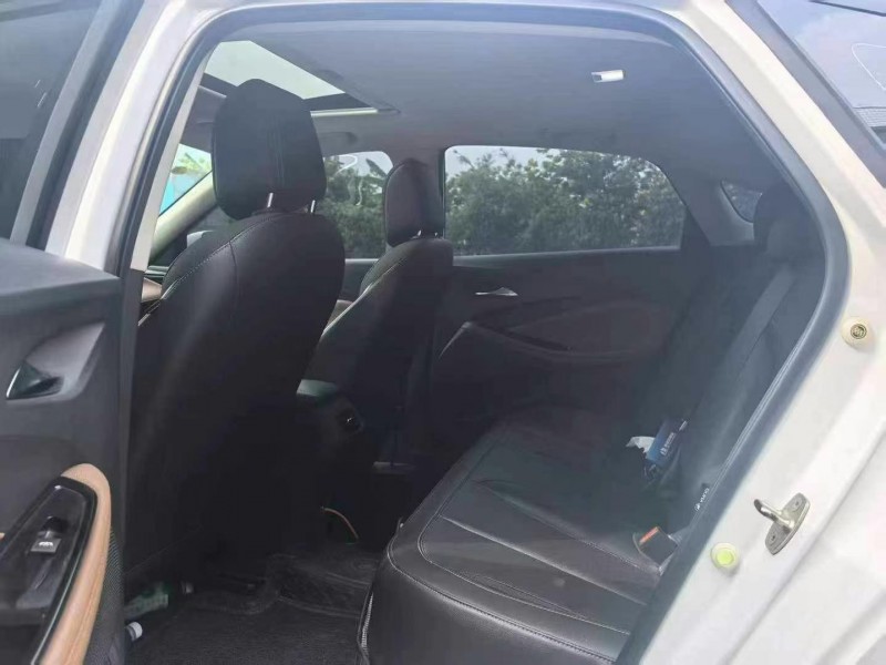 广州21年别克威朗9