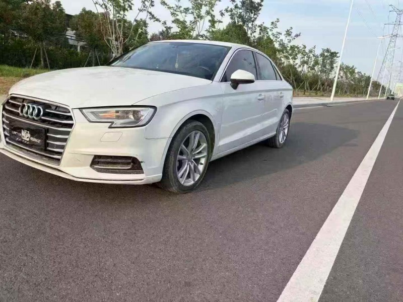 济南19年奥迪A33