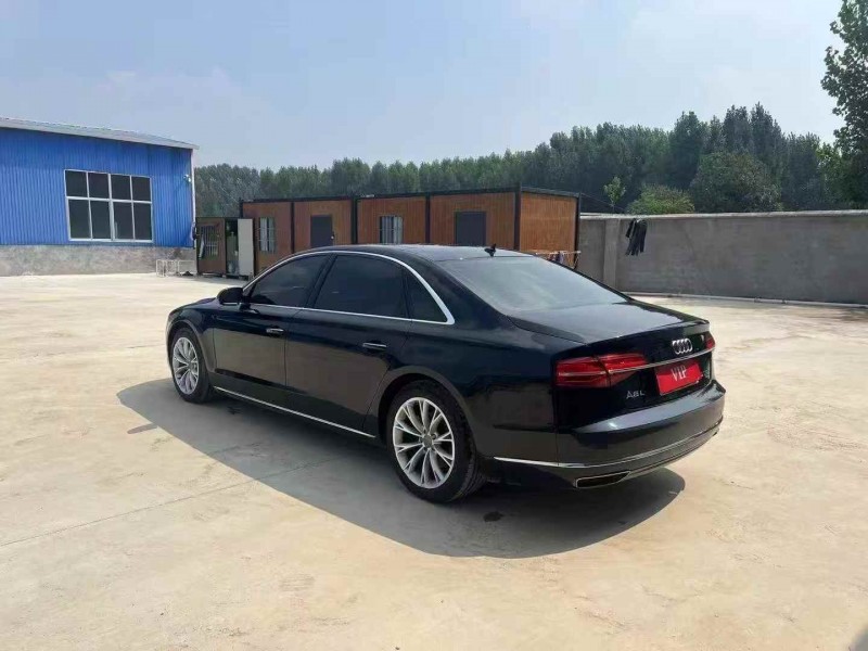 青岛15年奥迪A8L8