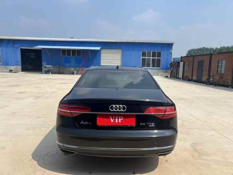 青岛15年奥迪A8L9