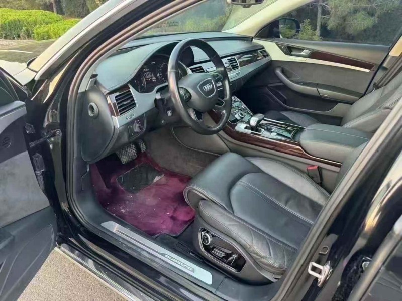 青岛16年奥迪A8L5