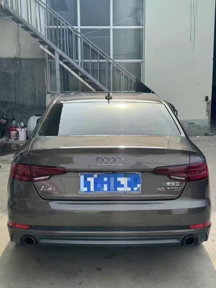 邯鄲18年奧迪A4L5