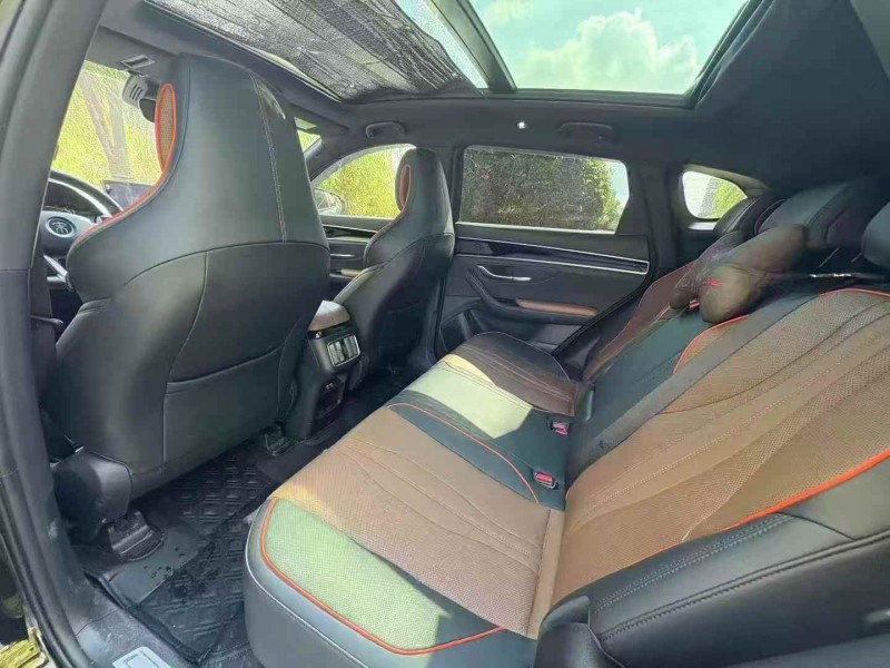 景德镇23年比亚迪宋6