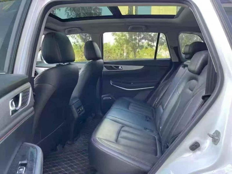 青岛19年长安汽车CS756