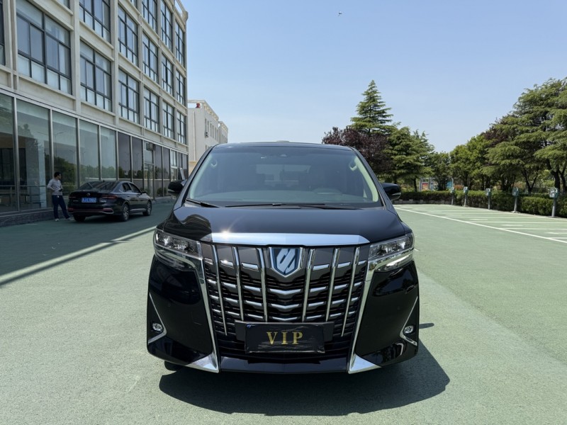 宿遷22年豐田埃爾法1