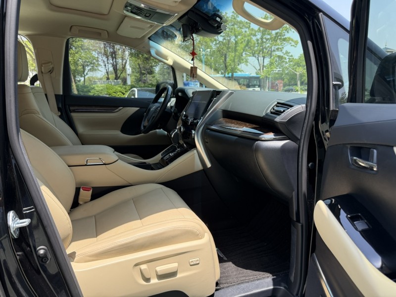 宿遷22年豐田埃爾法5