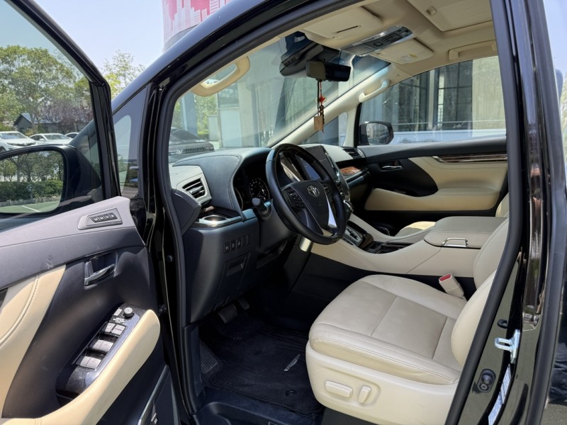 宿遷22年豐田埃爾法7