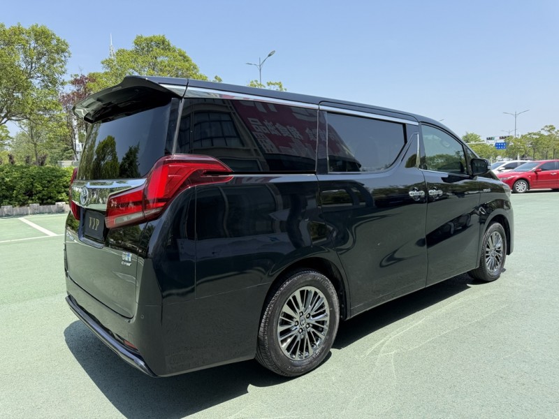 宿遷22年豐田埃爾法9