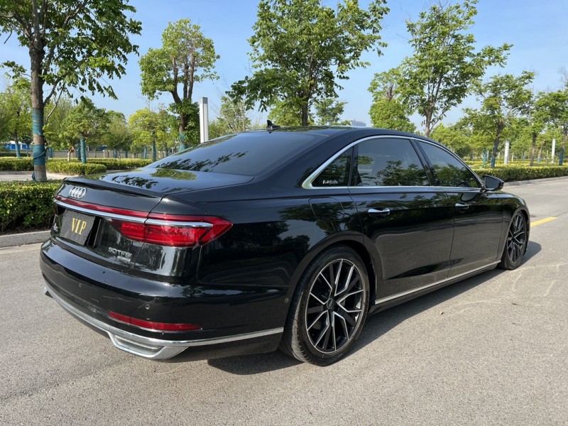 盐城21年奥迪A8L9