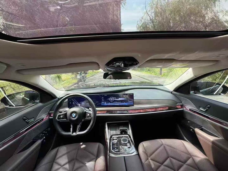 鹰潭24年宝马7系4