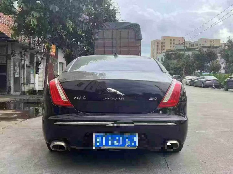 深圳15年捷豹XJL9