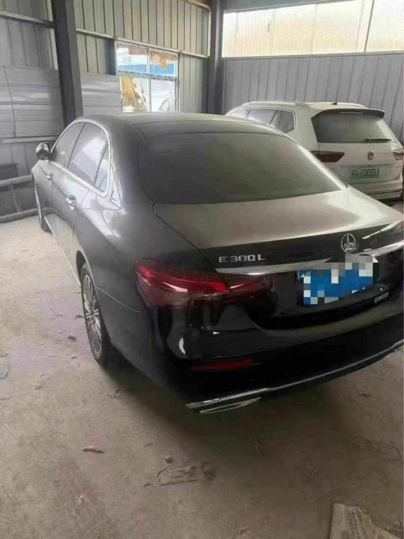 连云港23年奔驰E8