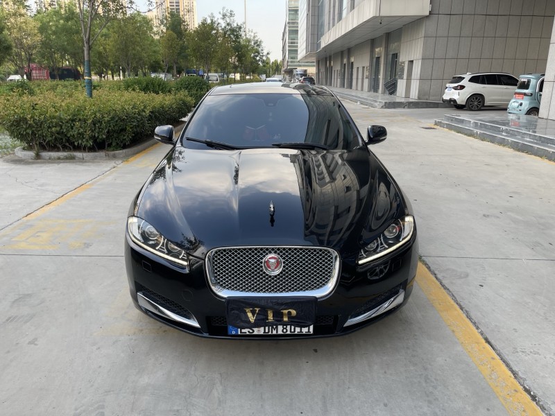 濟寧14年捷豹XF1