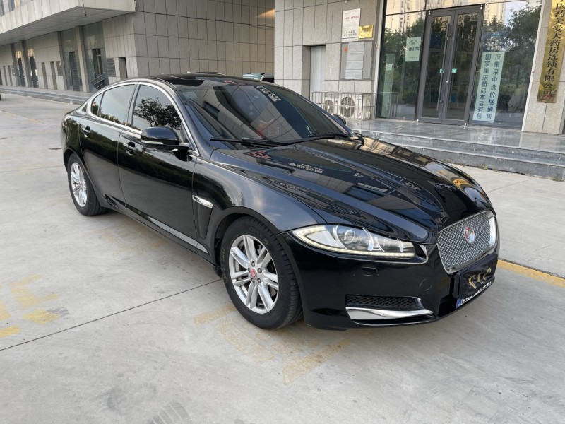 濟寧14年捷豹XF3