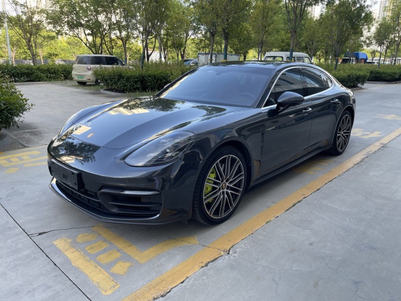 濟寧21年保時捷帕拉梅拉2