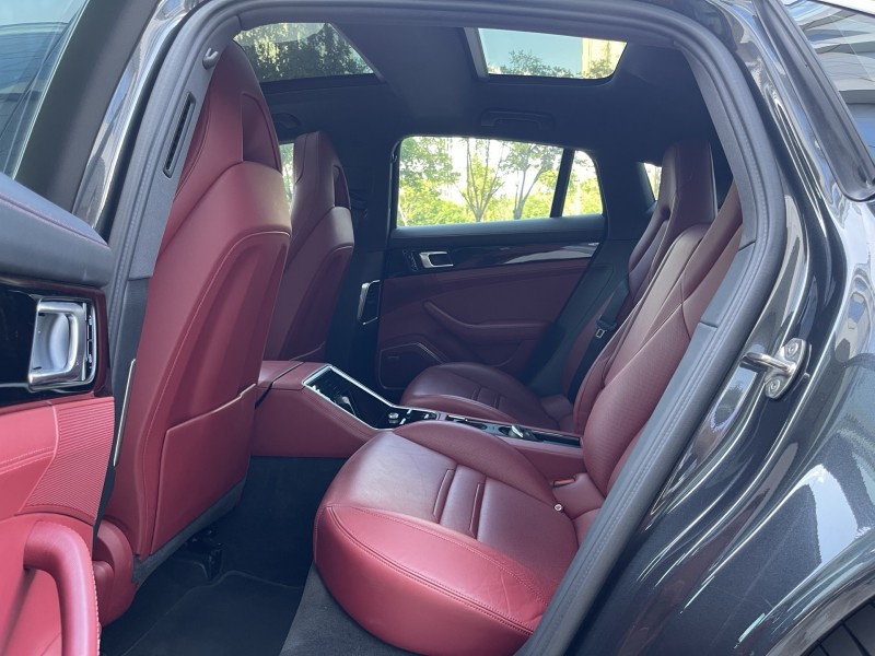 濟寧21年保時捷帕拉梅拉6