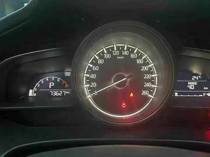 邵阳17年马自达昂克赛拉4