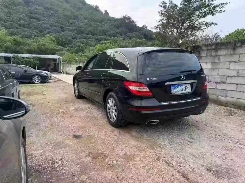 深圳14年奔驰R8