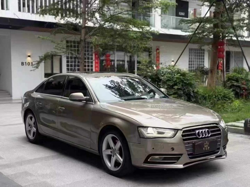 深圳13年奥迪A4L3