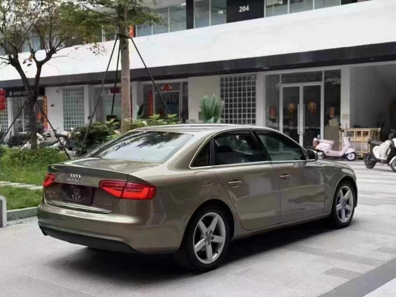 深圳13年奥迪A4L8