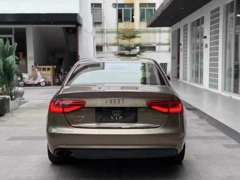 深圳13年奥迪A4L9