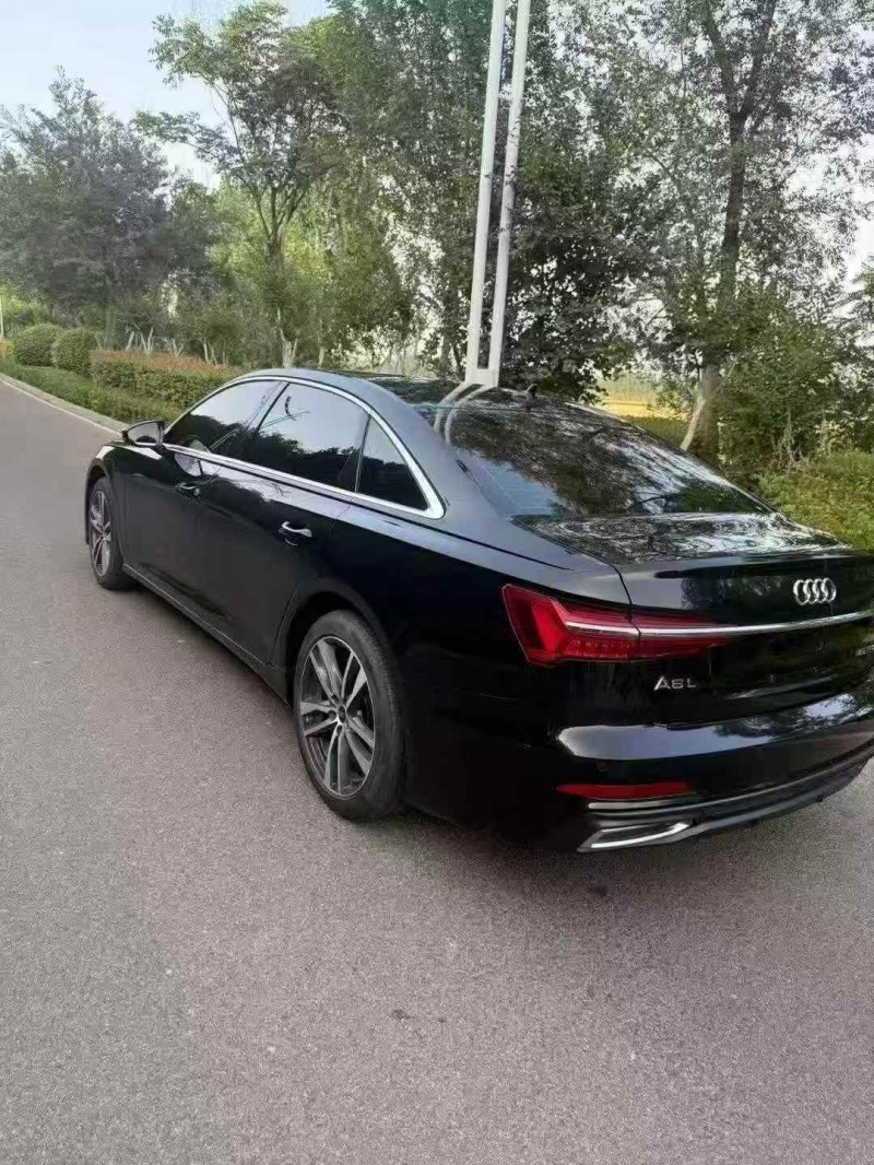 青岛22年奥迪A6L8