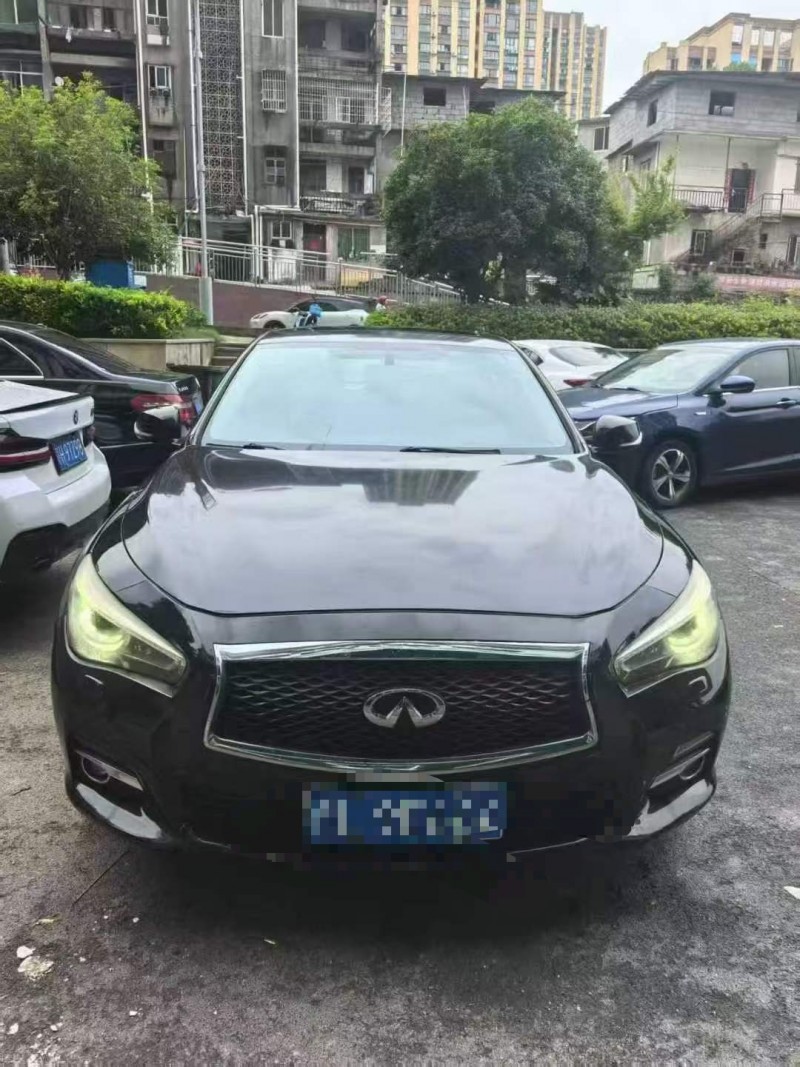 新余16年英菲尼迪Q50L1