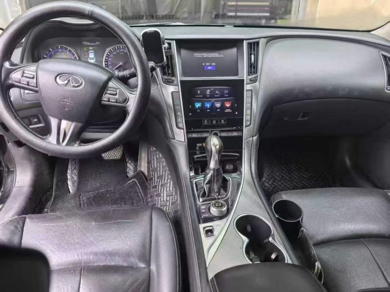 新余16年英菲尼迪Q50L7