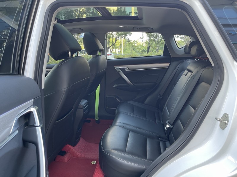 濟寧19年吉利繽越6