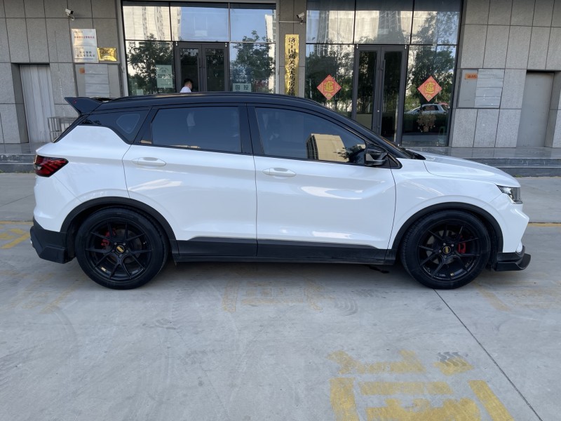 濟寧19年吉利繽越7