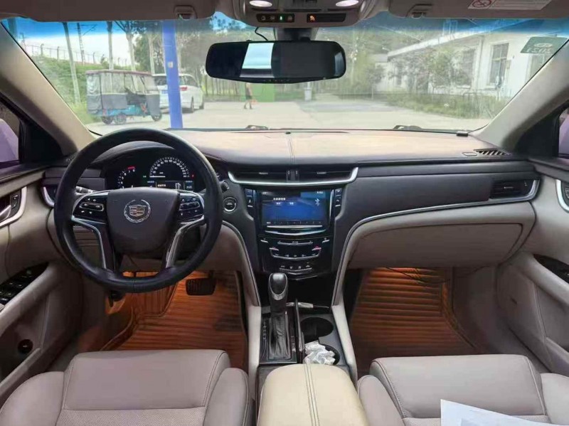 鄭州15年凱迪拉克XTS4