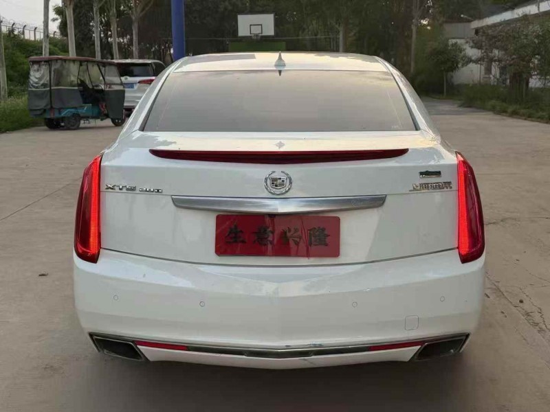 鄭州15年凱迪拉克XTS9