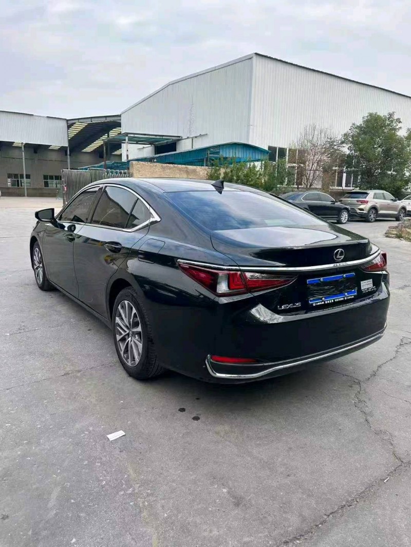 宿遷24年雷克薩斯ES8