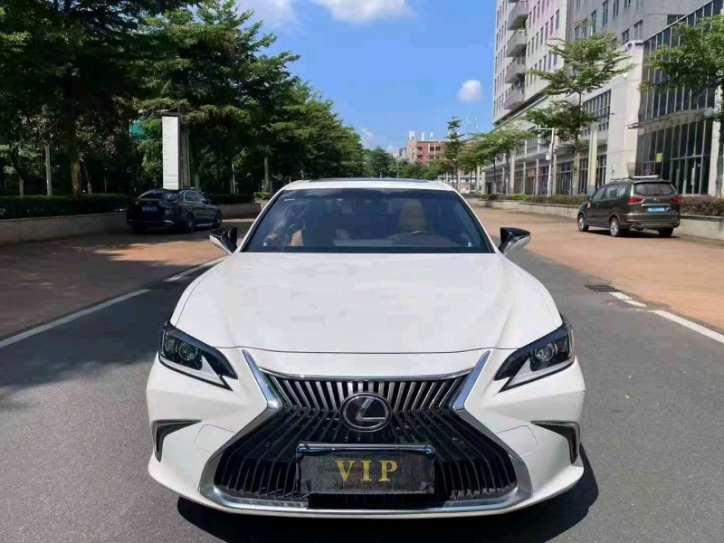 深圳21年雷克萨斯ES1