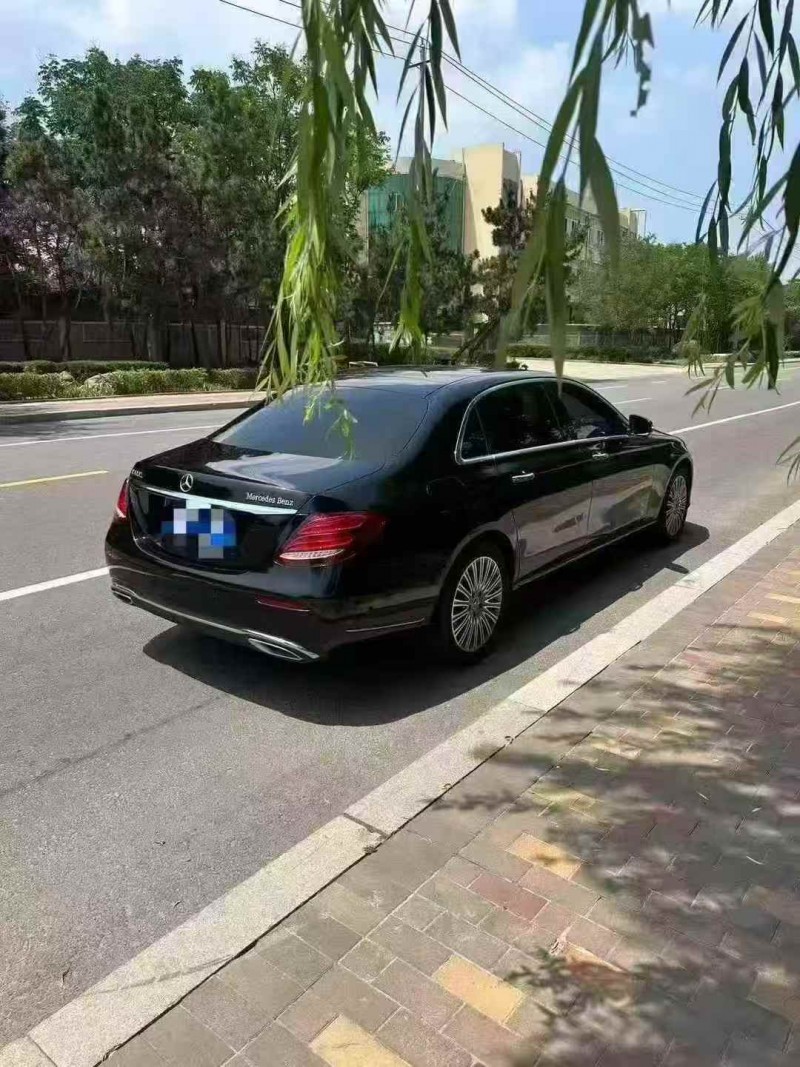 济南20年奔驰E8