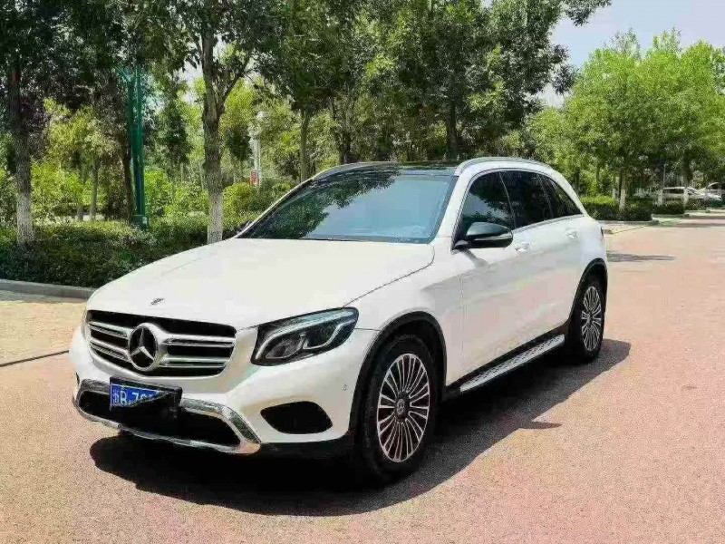 青岛19年奔驰GLC3
