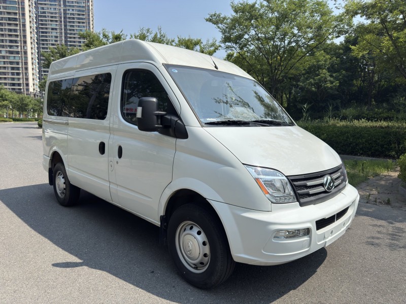 鹽城22年大通V802