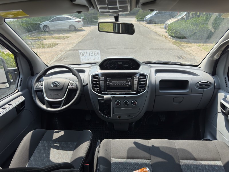 鹽城22年大通V808