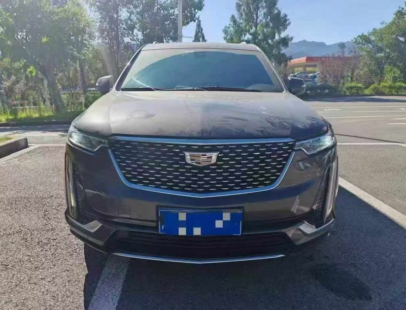 重慶20年凱迪拉克XT61
