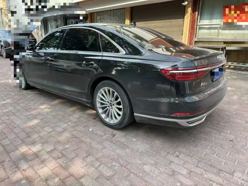 枣庄21年奥迪A8L8