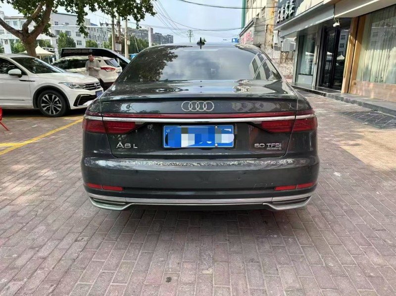 枣庄21年奥迪A8L9