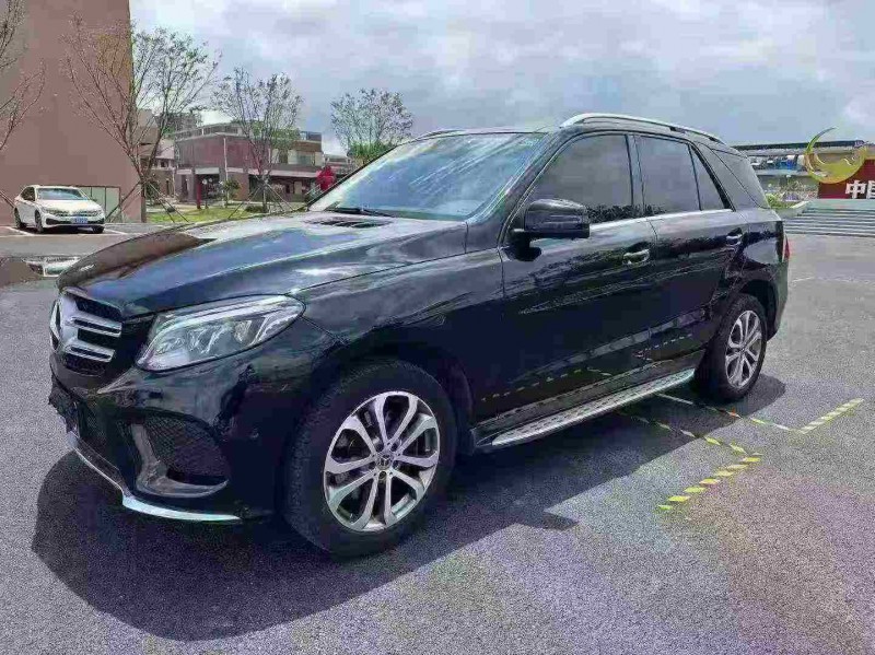 枣庄17年奔驰GLE3