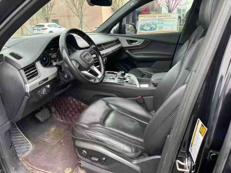 枣庄18年奥迪Q76