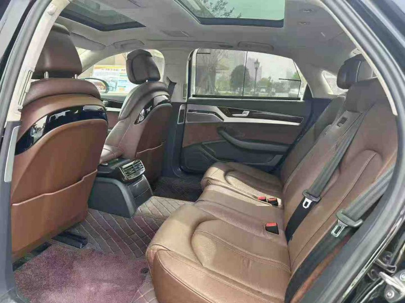 枣庄18年奥迪A8L4