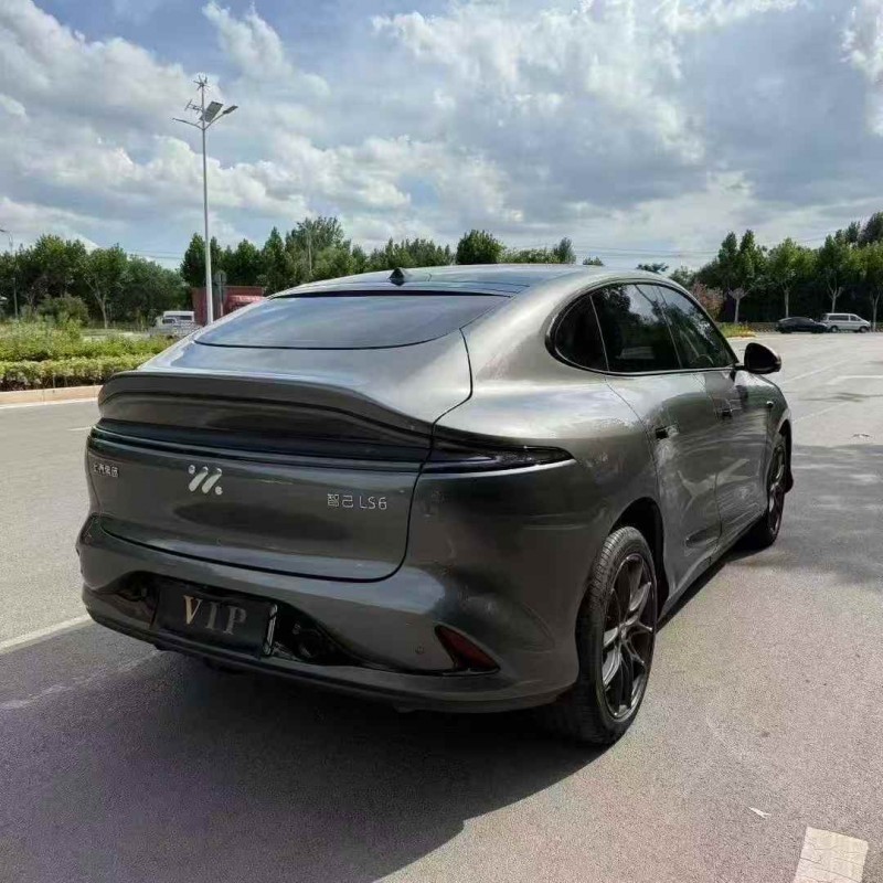 濟南24年智己LS69