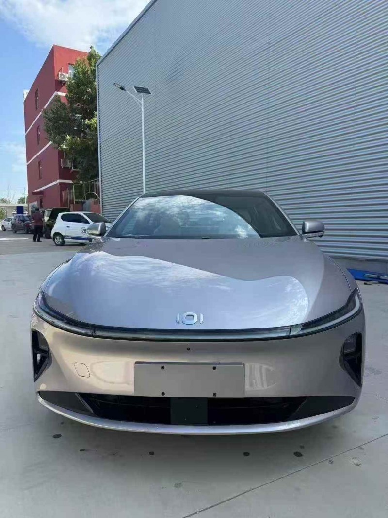 無錫25年長安汽車啟源1