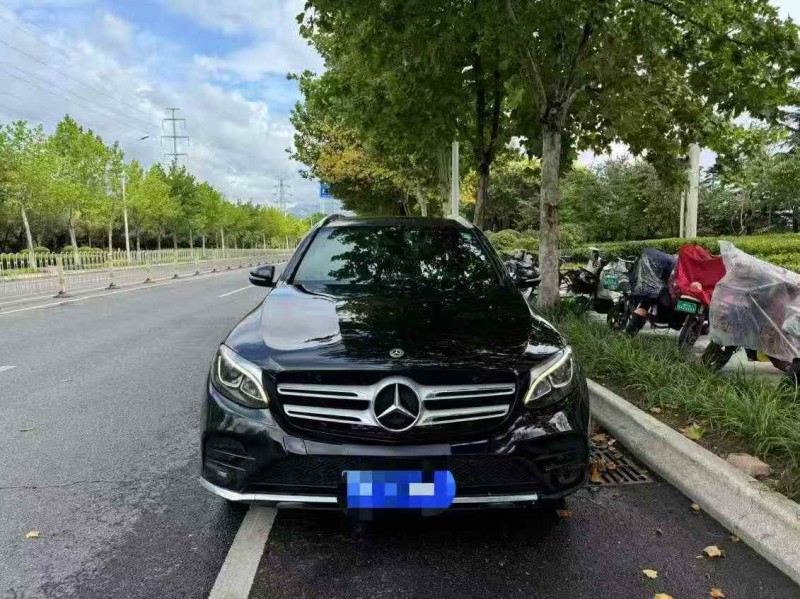 枣庄17年奔驰GLC1