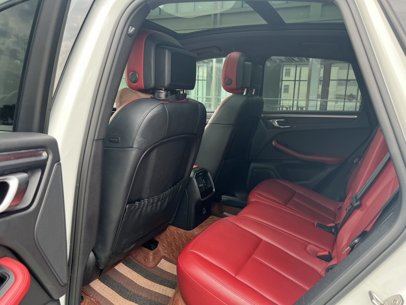 鹽城20年保時捷Macan4
